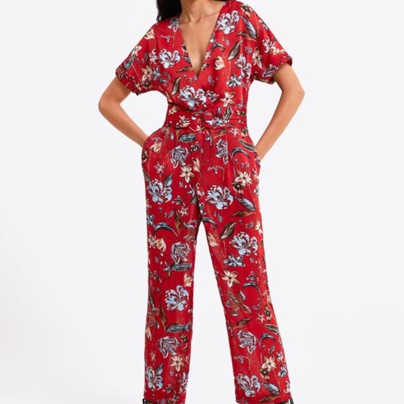 zara floral jumpsuit